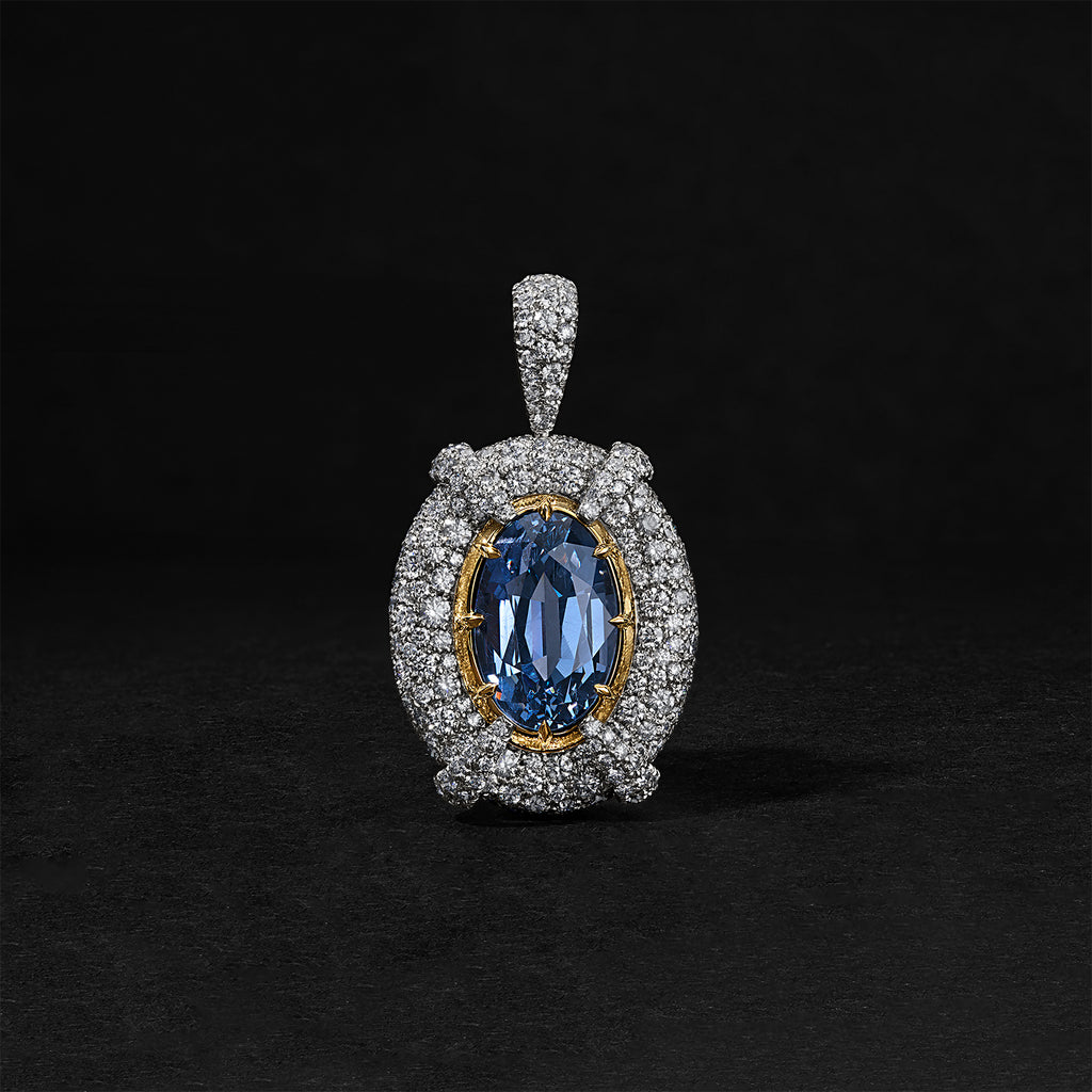 Callaia Pendant